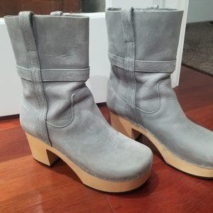 Swedish Hasbeens Country Boot - Color: Grey Nubuck
